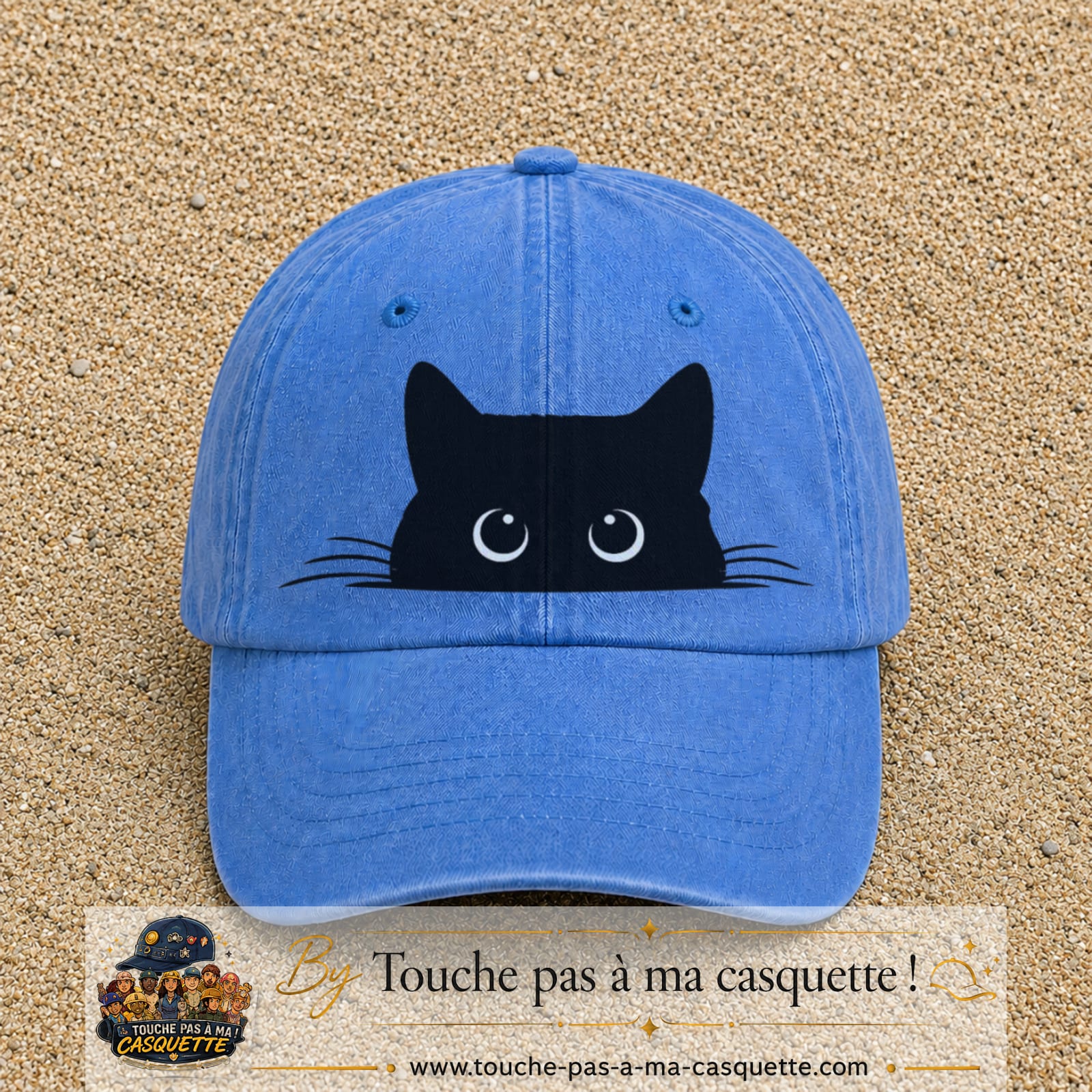 Image principale produit16grosBLC - casquette Bleu ciel délavé avec visuel Chat noir caché yeux ronds 7 cm