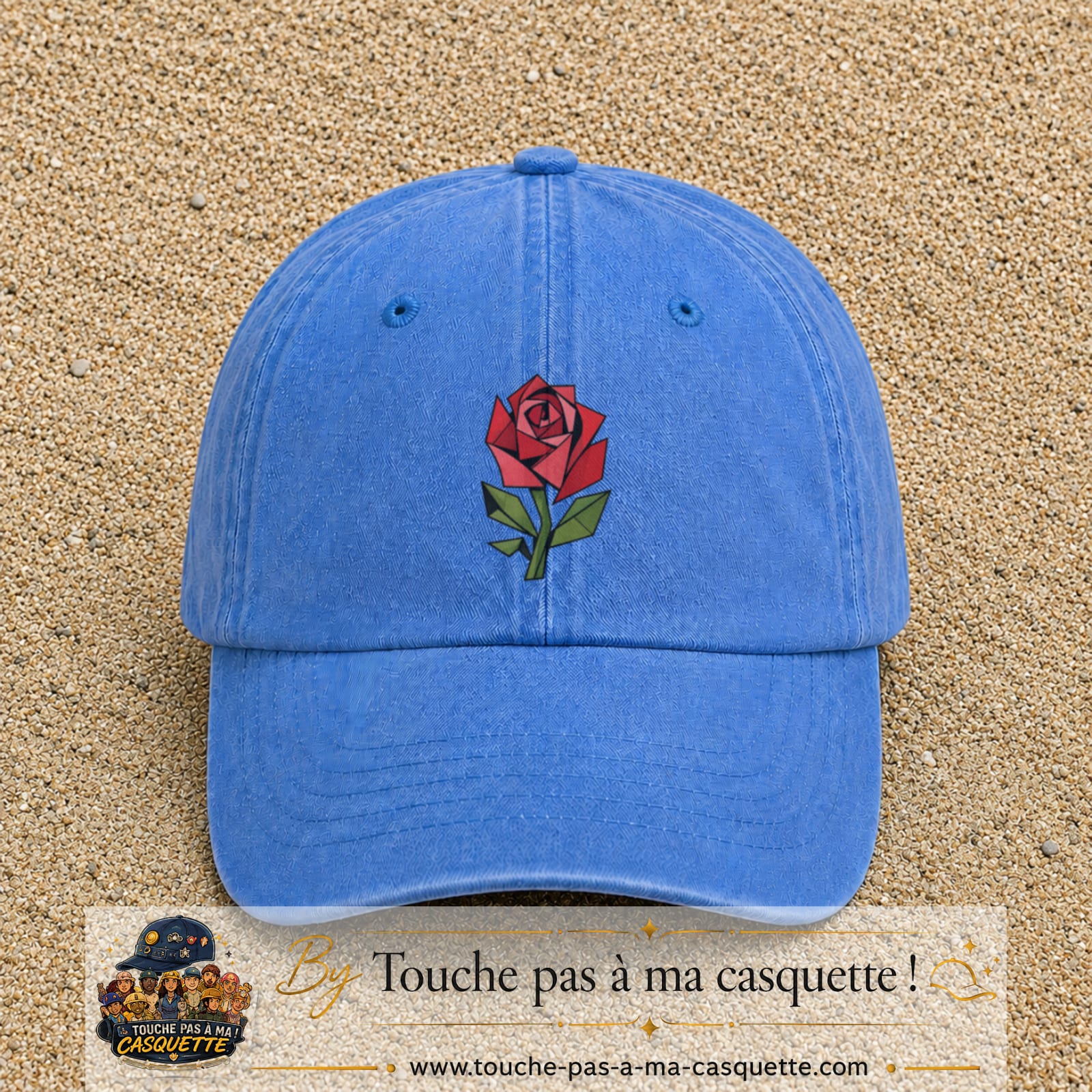 Image principale produit147grosBLC - casquette Bleu ciel délavé avec visuel Rose géométrique 7 cm