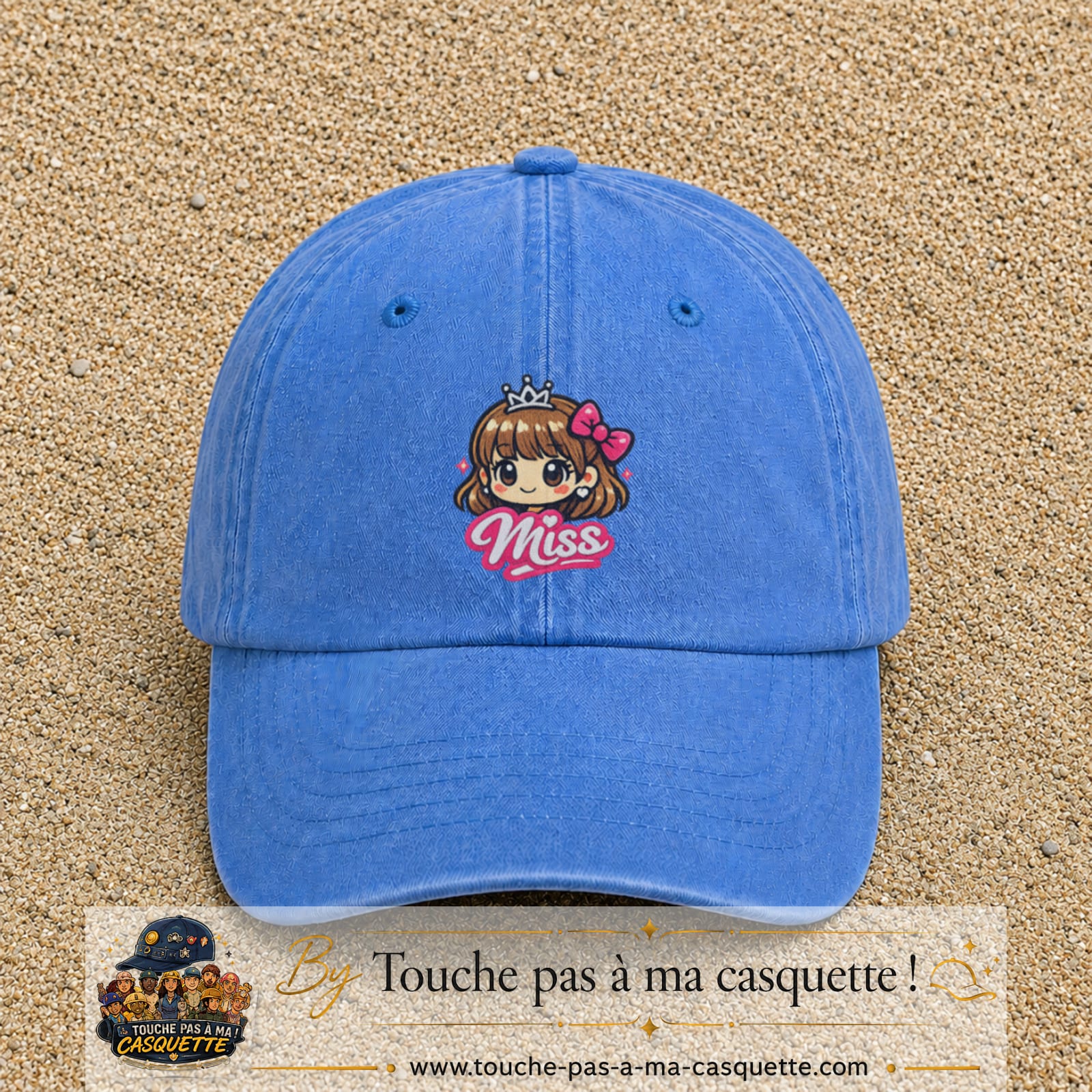 Image principale produit107grosBLC - casquette Bleu ciel délavé avec visuel Miss fille 7 cm