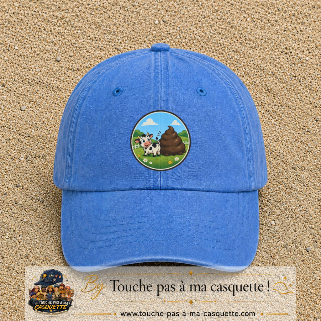 Image principale produit161grosBLC - casquette Bleu ciel délavé avec visuel Vache humour crotte 7 cm