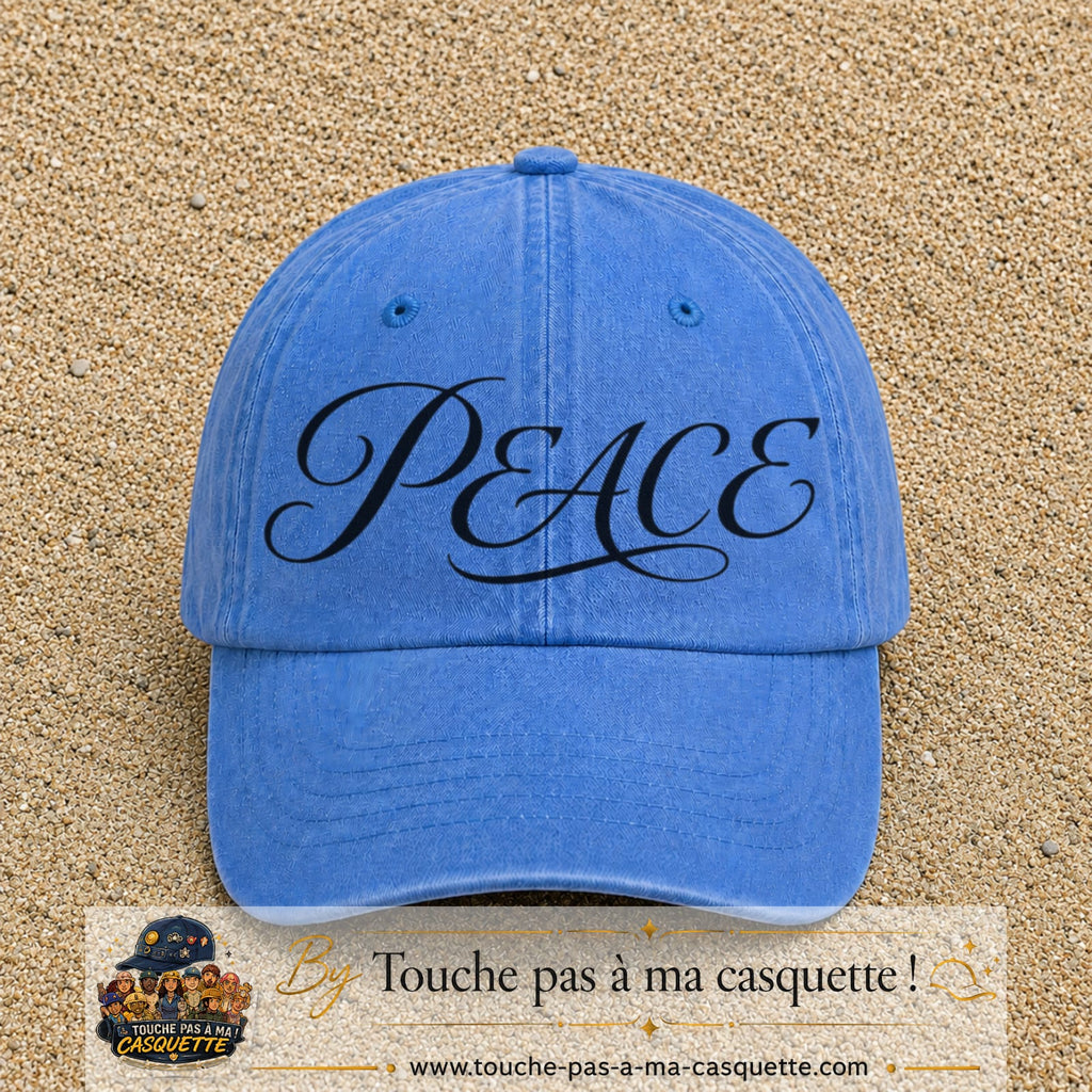 Image principale produit132grosBLC - casquette Bleu ciel délavé avec visuel Peace calligraphie 7 cm