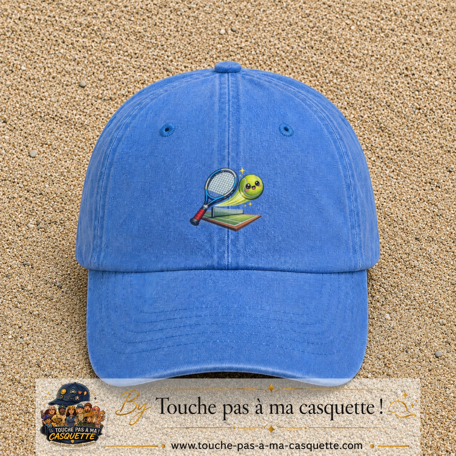 Image principale produit81moyenBLC - casquette Bleu ciel délavé avec visuel Tennis court raquette 5 cm