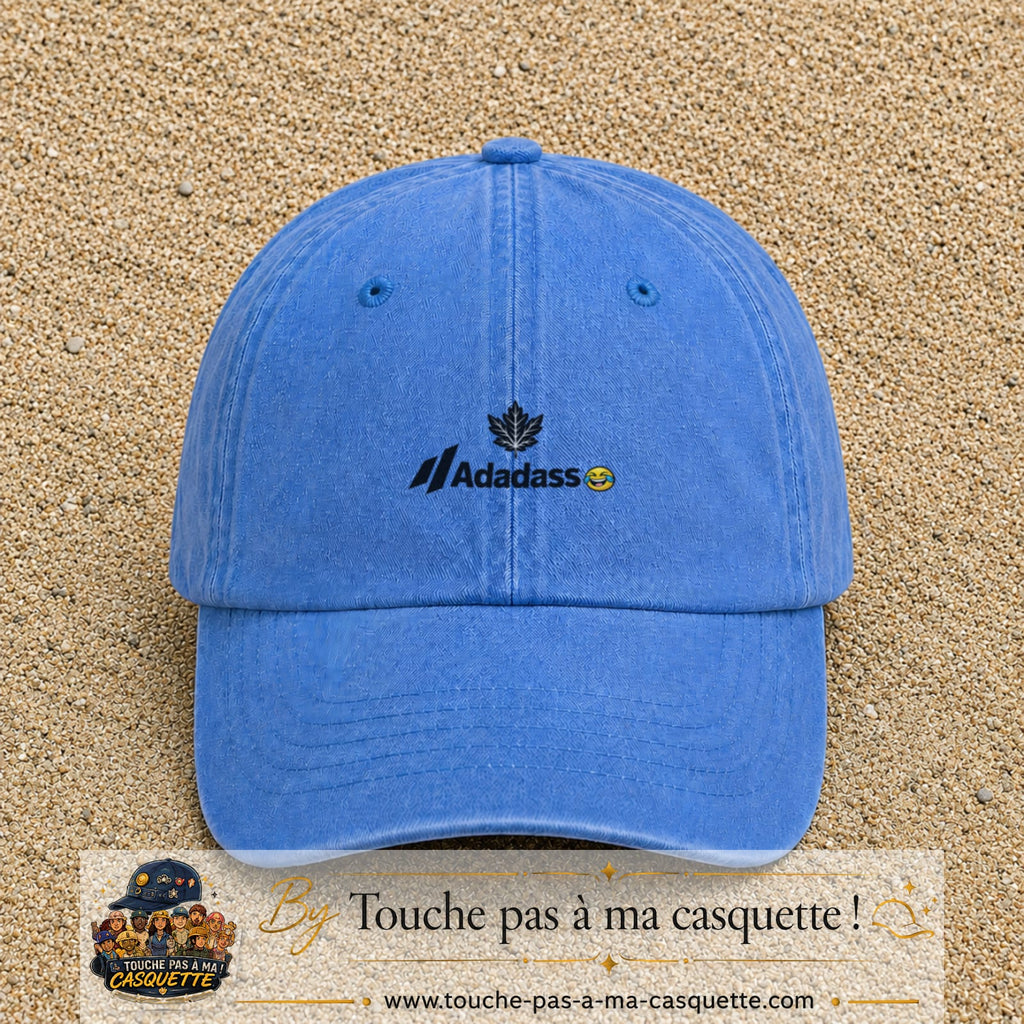 Image principale produit38petitBLC - casquette Bleu ciel délavé avec visuel Adadass feuille d’érable 3 cm