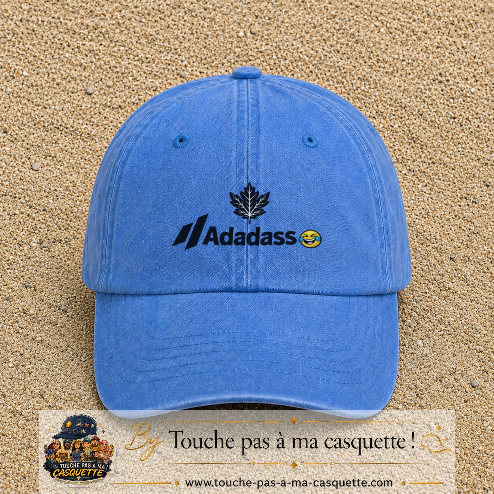 Image principale produit38moyenBLC - casquette Bleu ciel délavé avec visuel Adadass feuille d’érable 5 cm