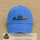Image principale produit37moyenBLC - casquette Bleu ciel délavé avec visuel Adadass emoji rieur 5 cm