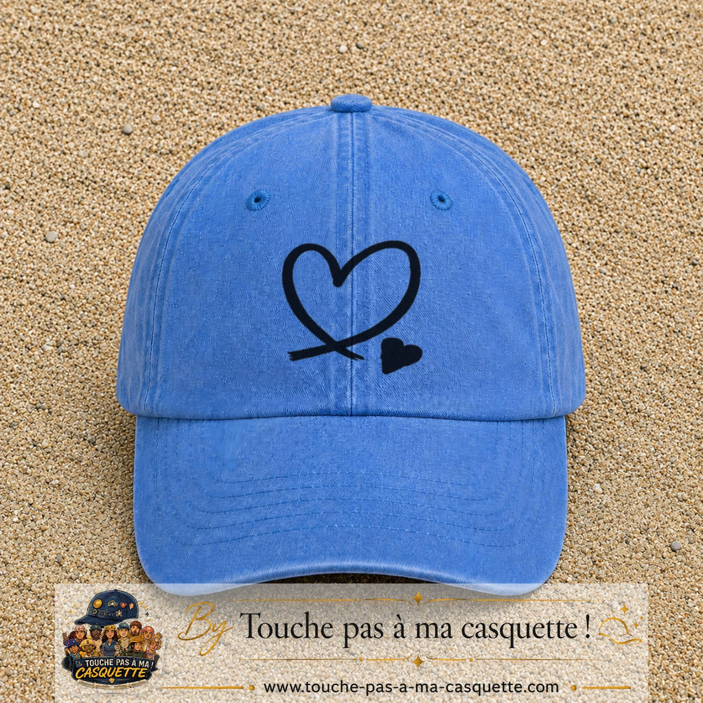 Casquette baseball Bleu ciel délavé 100% coton avec visuel Cœur noir dessiné 7 cm - image produit principale