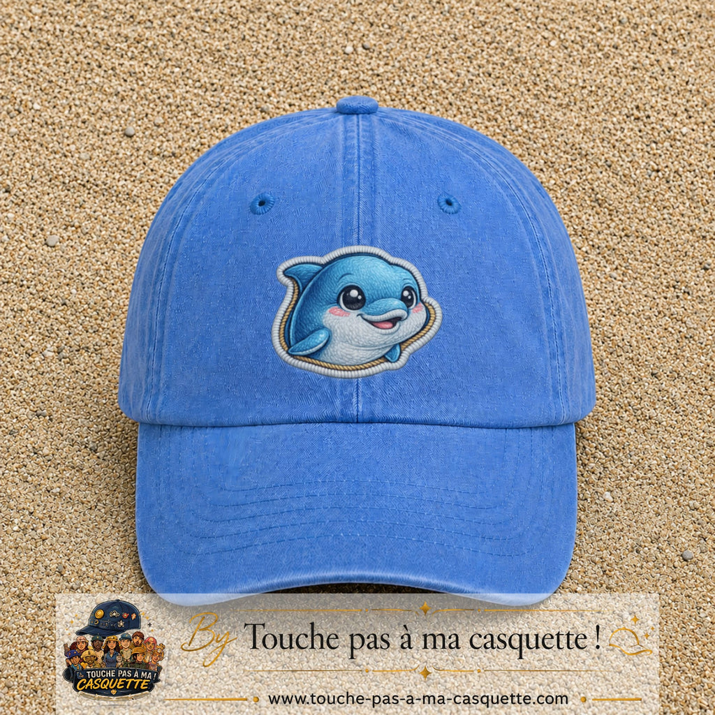 Casquette Bleu ciel délavé motif Dauphin souriant 7 cm - vue principale