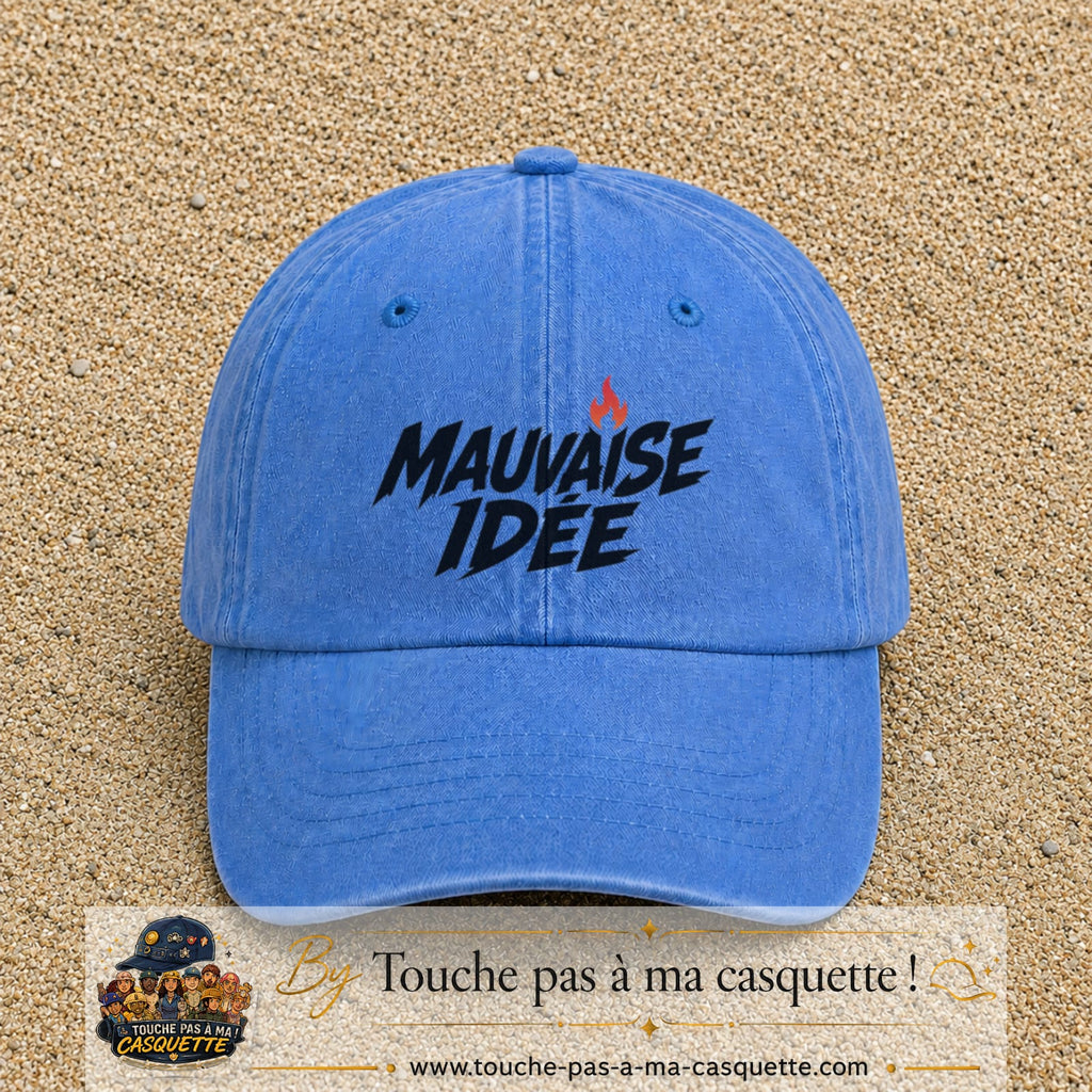 Casquette Bleu ciel délavé 100% coton avec motif Mauvaise idée 7 cm - image principale