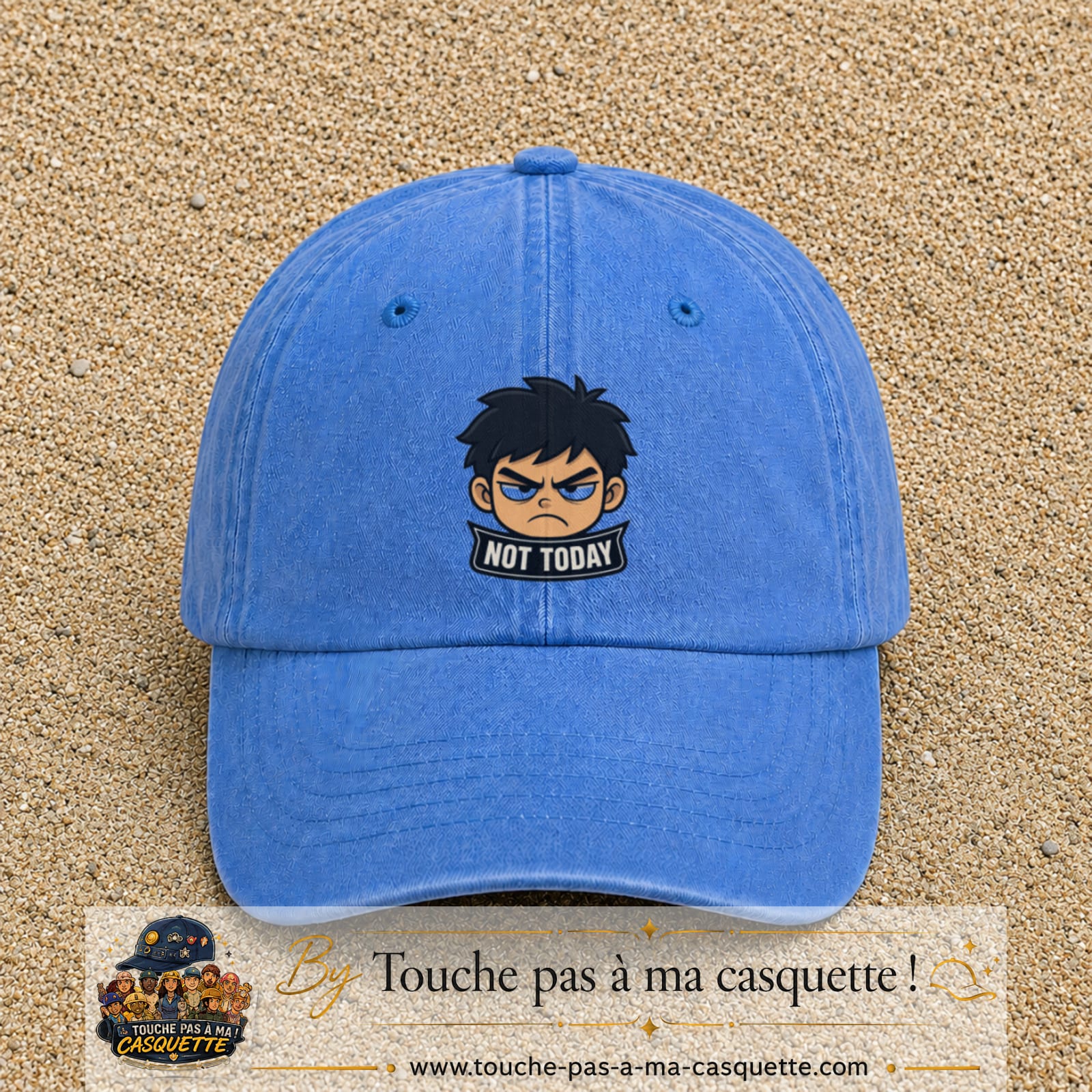 Casquette Bleu ciel délavé 100% coton avec motif Not Today manga 7 cm - image principale