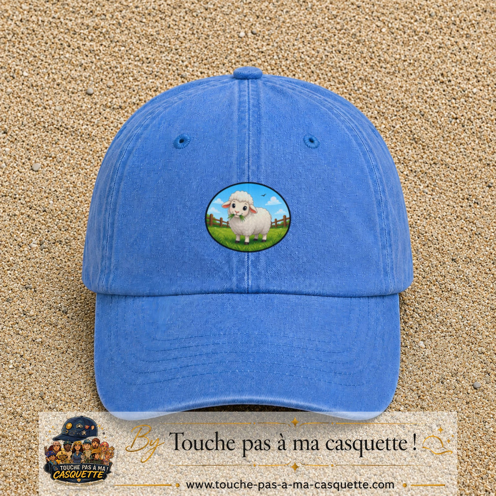 Casquette baseball Bleu ciel délavé 100% coton avec visuel Mouton à la ferme 5 cm - image produit principale