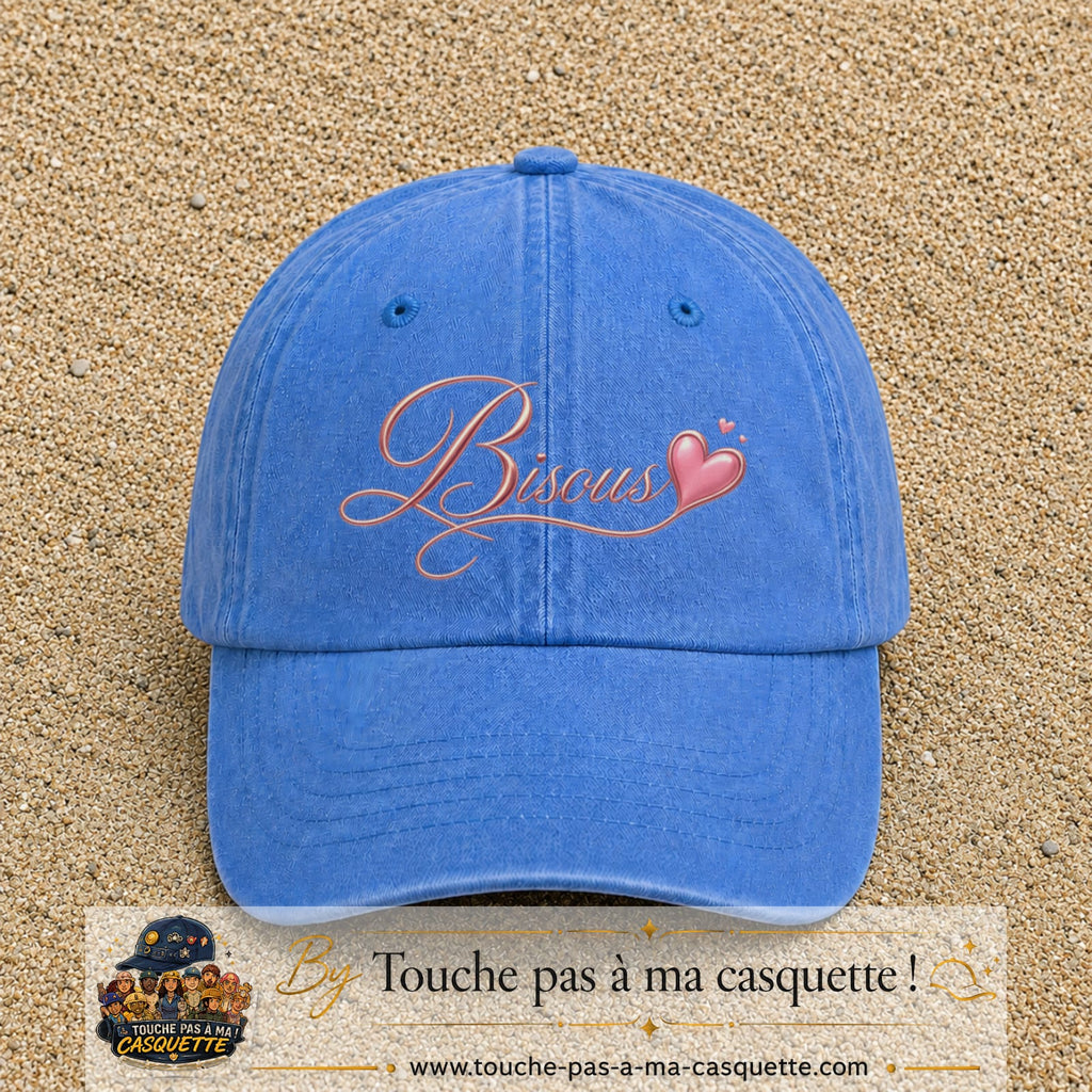 Casquette baseball Bleu ciel délavé 100% coton avec visuel Bisous cœur 7 cm - image produit principale