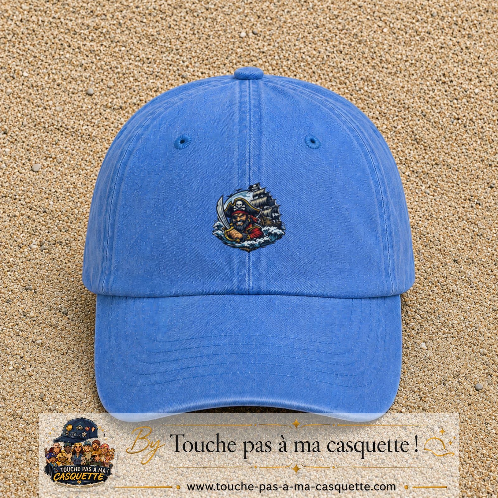 Casquette Bleu ciel délavé 100% coton avec motif Pirate souriant navire 5 cm - image principale