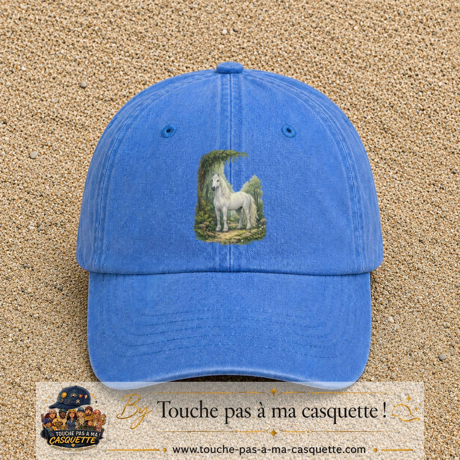 Casquette baseball Bleu ciel délavé 100% coton avec motif Cheval blanc en forêt 7 cm - image principale