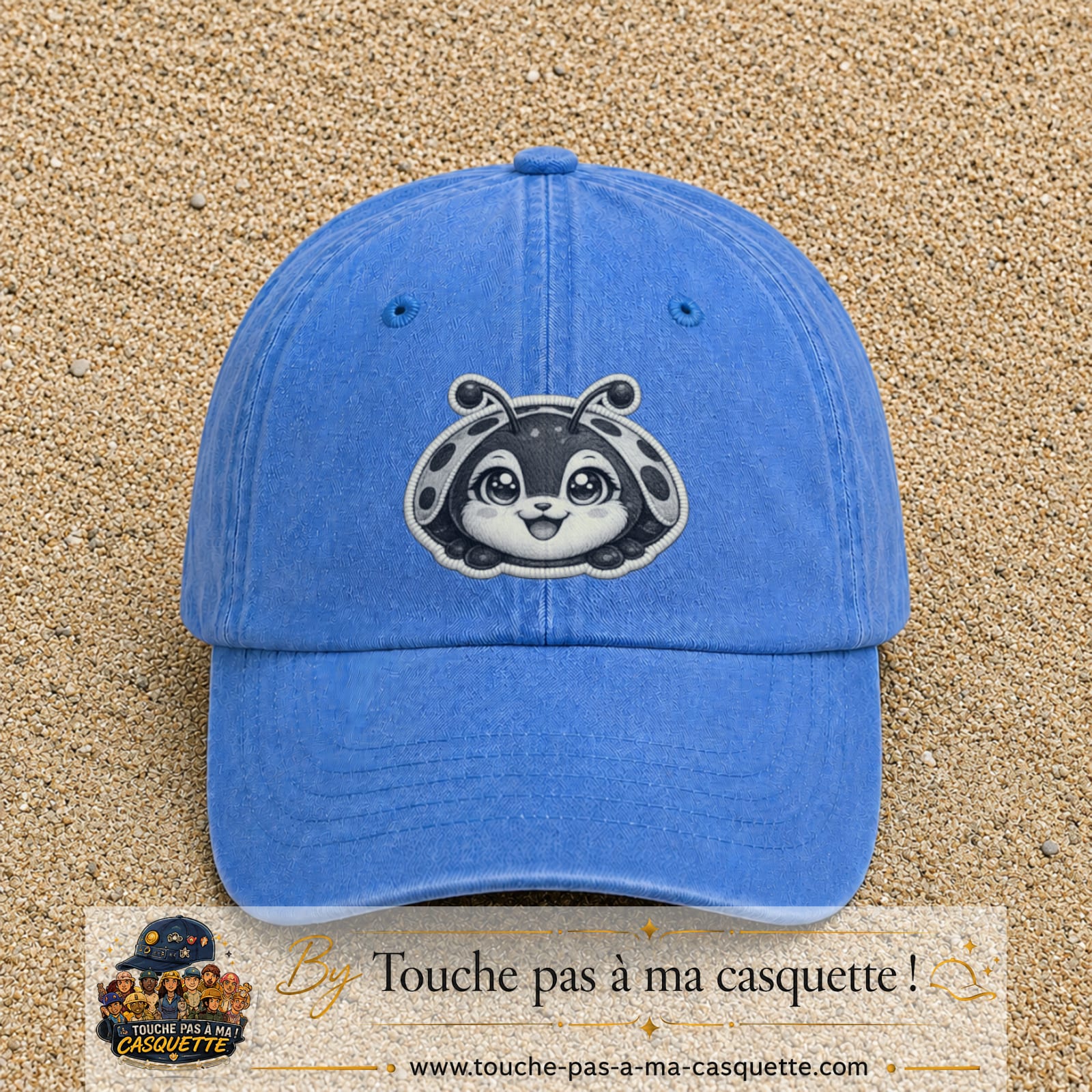 Casquette Bleu ciel délavé motif Coccinelle douce 7 cm - vue principale