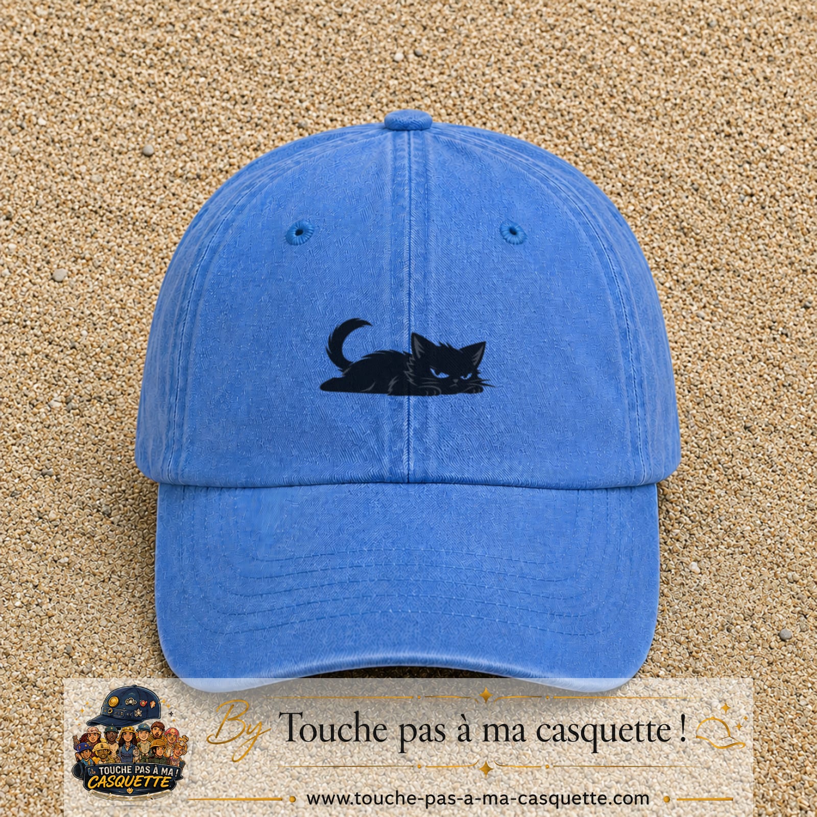 Casquette baseball Bleu ciel délavé 100% coton avec visuel Chat noir couché 3 cm - image produit principale