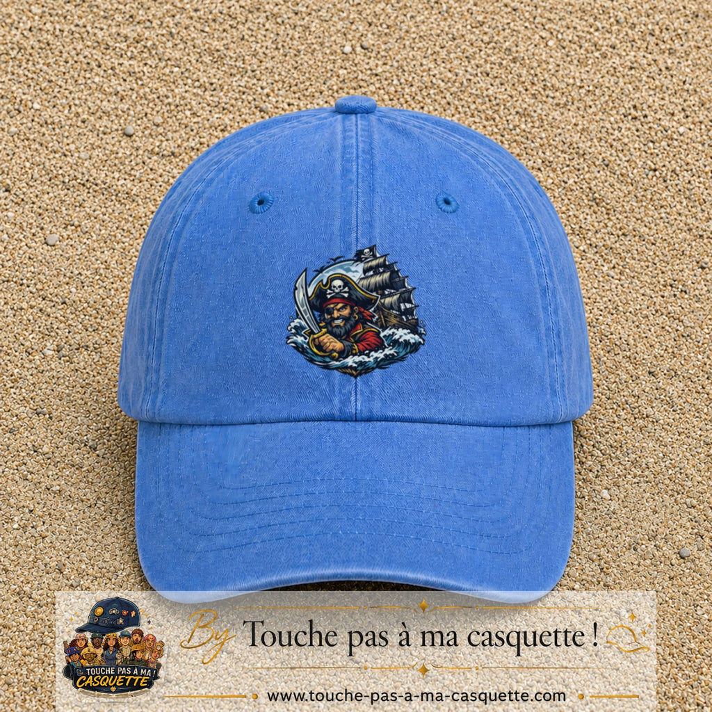 Casquette Bleu ciel délavé 100% coton avec motif Pirate souriant navire 7 cm - image principale