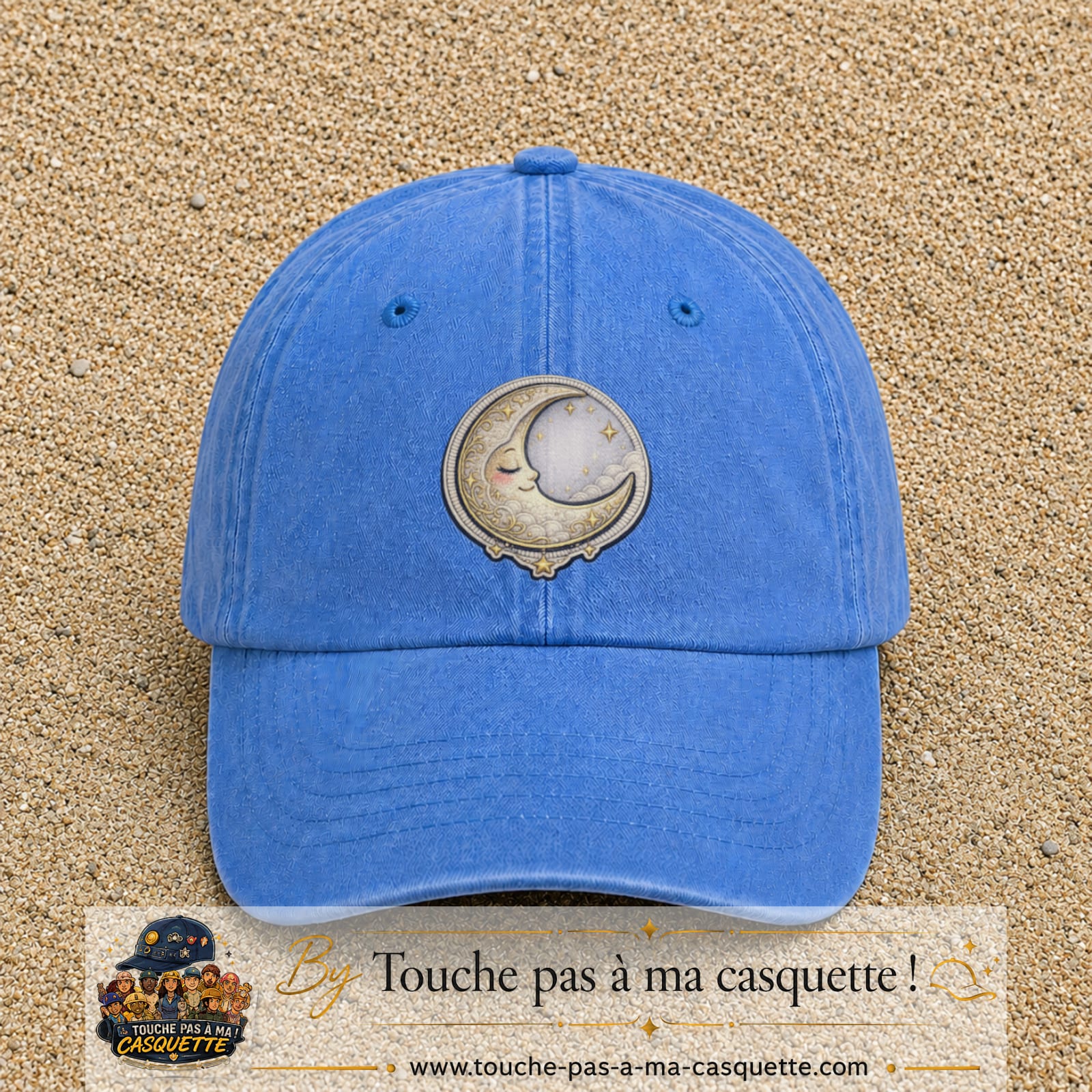 Casquette Bleu ciel délavé motif Lune endormie 7 cm - vue principale