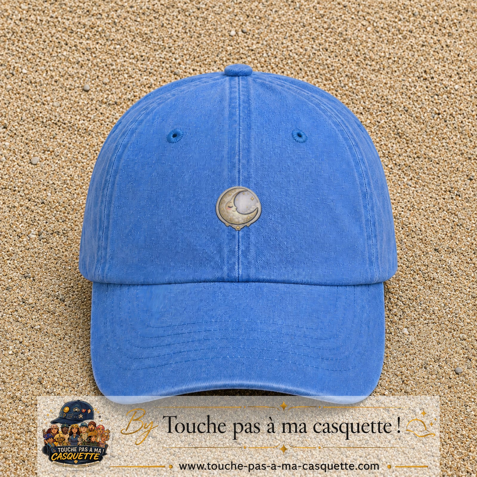 Casquette Bleu ciel délavé motif Lune endormie 3 cm - vue principale