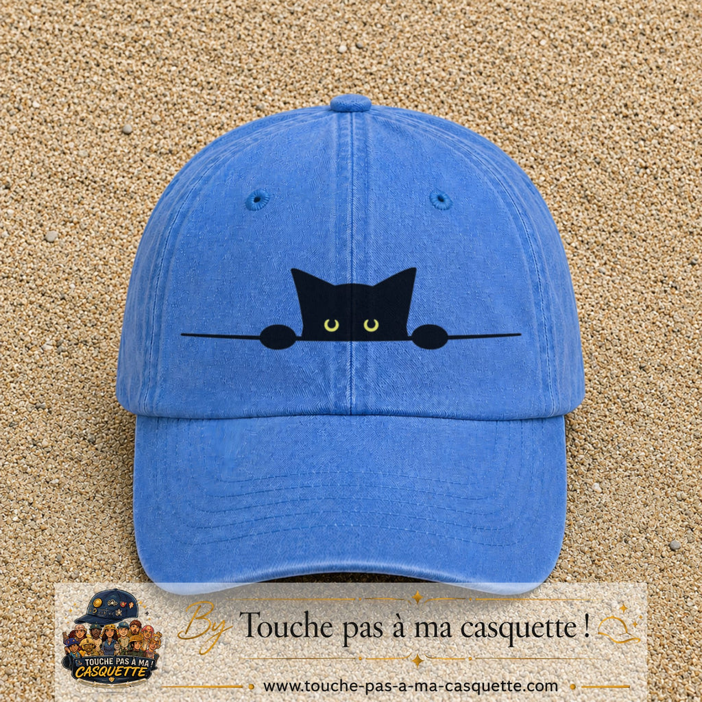 Casquette baseball Bleu ciel délavé 100% coton avec visuel Chat noir curieux 7 cm - image produit principale