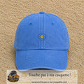 Casquette Bleu ciel délavé 100% coton avec motif Marguerite sourire 3 cm - image principale