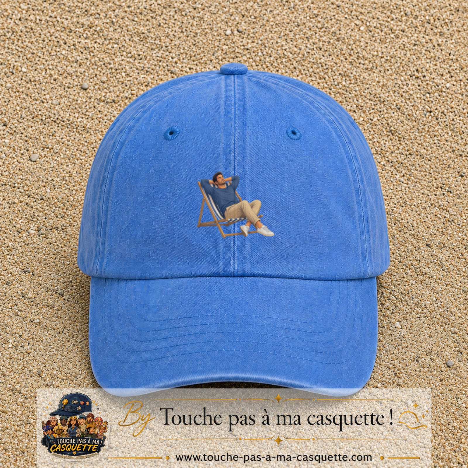 Casquette Bleu ciel délavé 100% coton avec motif Pause soleil transat 5 cm - image principale