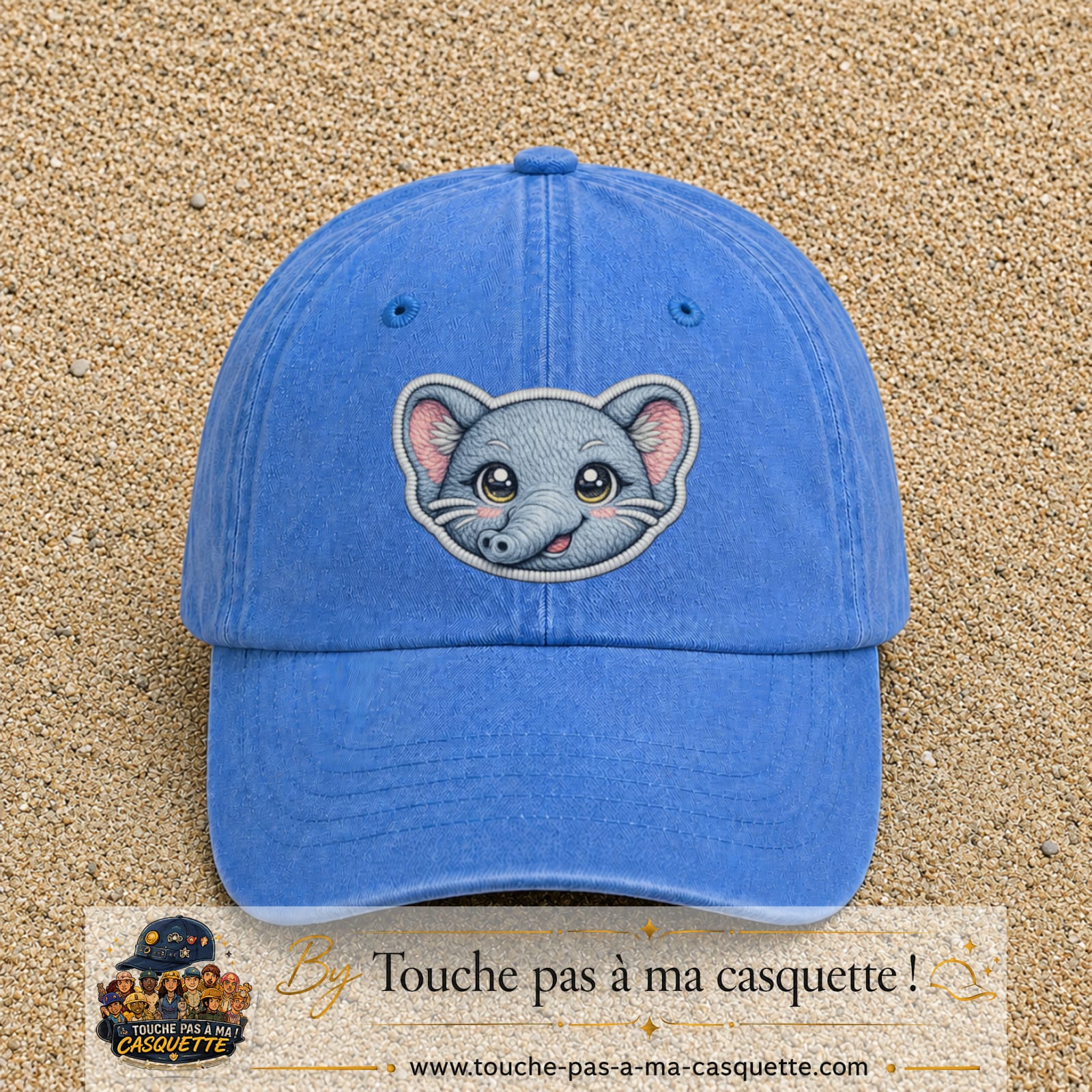 Casquette Bleu ciel délavé motif Éléphant kawaii 7 cm - vue principale