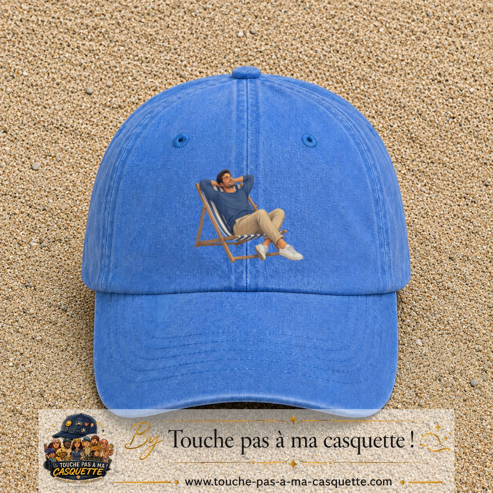 Casquette Bleu ciel délavé 100% coton avec motif Pause soleil transat 7 cm - image principale