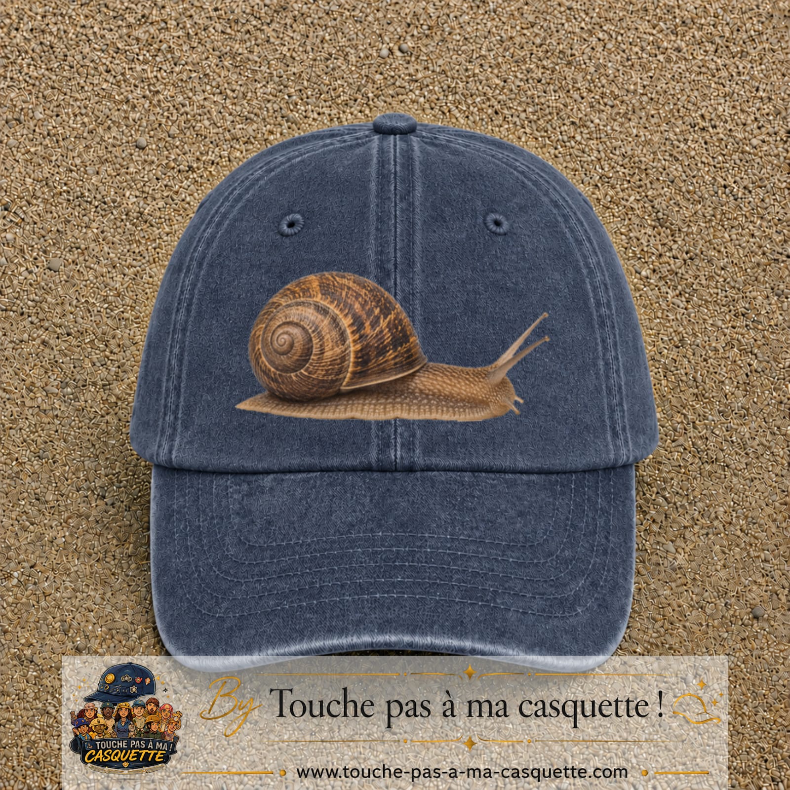 Image principale produit74grosBM - casquette Bleu marine délavé avec visuel Escargot 7 cm