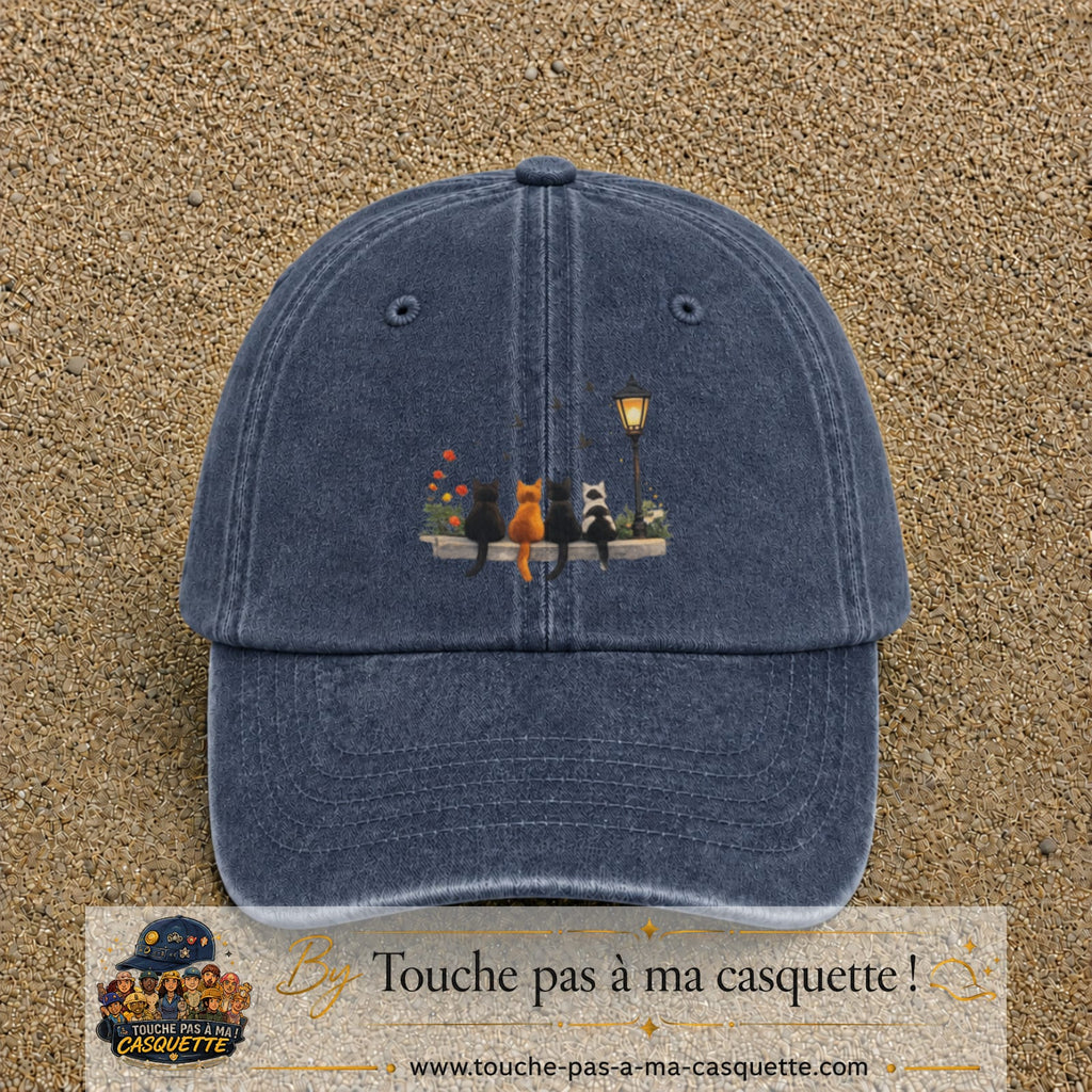 Image principale produit195grosBM - casquette Bleu marine délavé avec visuel Chats réverbère 7 cm