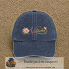 Casquette Bleu marine délavé avec motif Prénom Natacha fleuri en 5 cm – vue principale