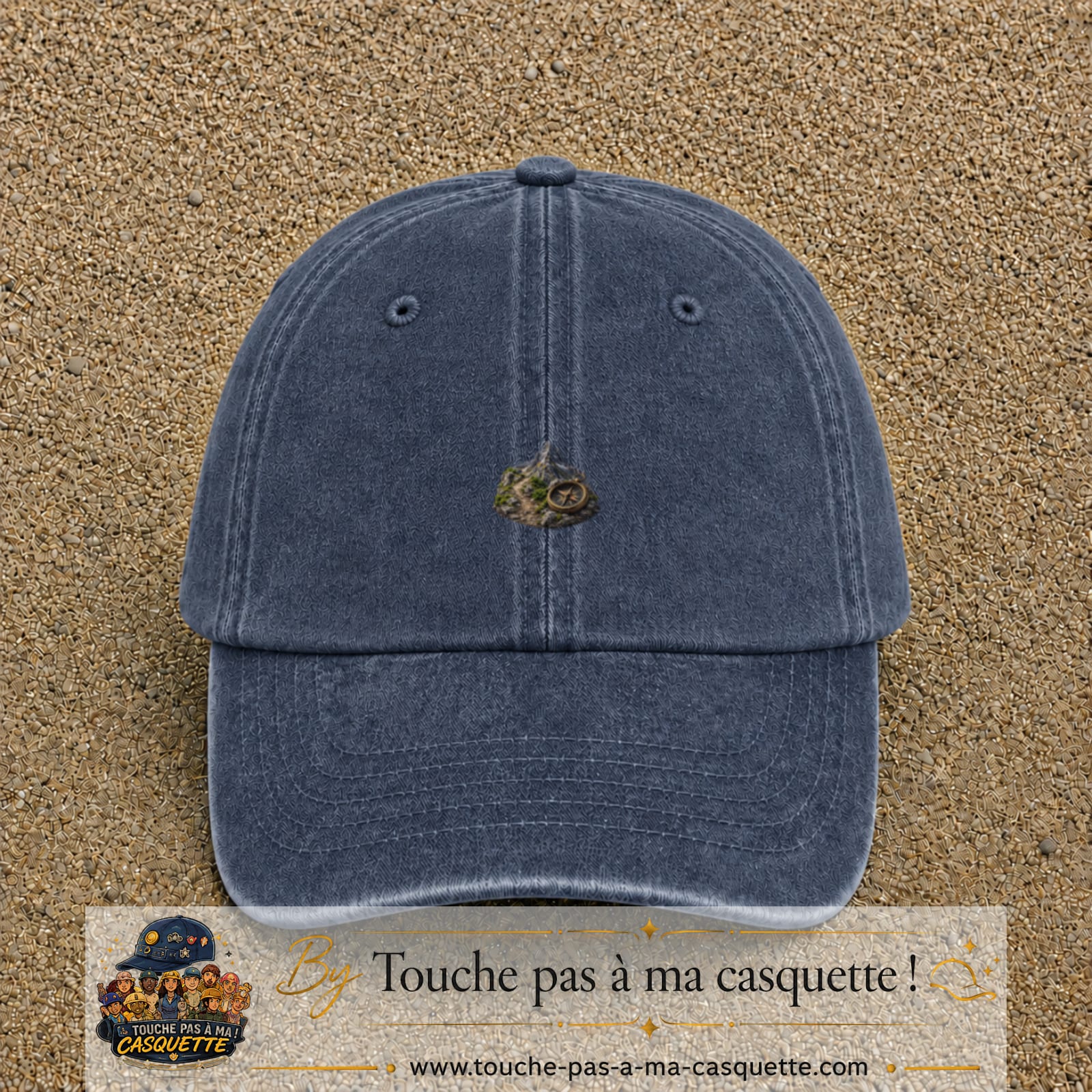 Image principale casquette Bleu marine délavé avec motif Montagne et boussole 3 cm