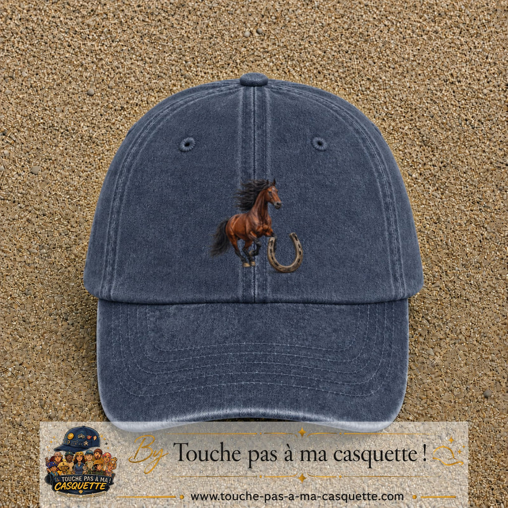 Image principale casquette Bleu marine délavé avec motif Cheval et fer porte-bonheur 7 cm