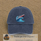 Casquette Bleu marine délavé avec motif Bateau à moteur sur vague en 7 cm – vue principale