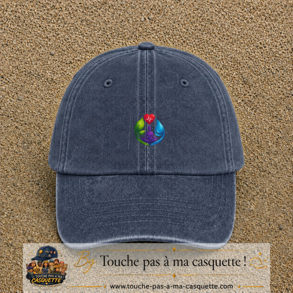Casquette Bleu marine délavé motif Yoga santé logo 5 cm