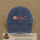 Casquette Bleu marine délavé avec motif Prénom Ambre fleuri en 7 cm – vue principale