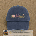 Casquette Bleu marine délavé avec motif Prénom Natacha fleuri en 7 cm – vue principale