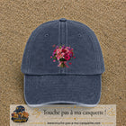 Casquette Bleu marine délavé avec motif Bouquet de lys et roses avec papillon en 7 cm – vue principale