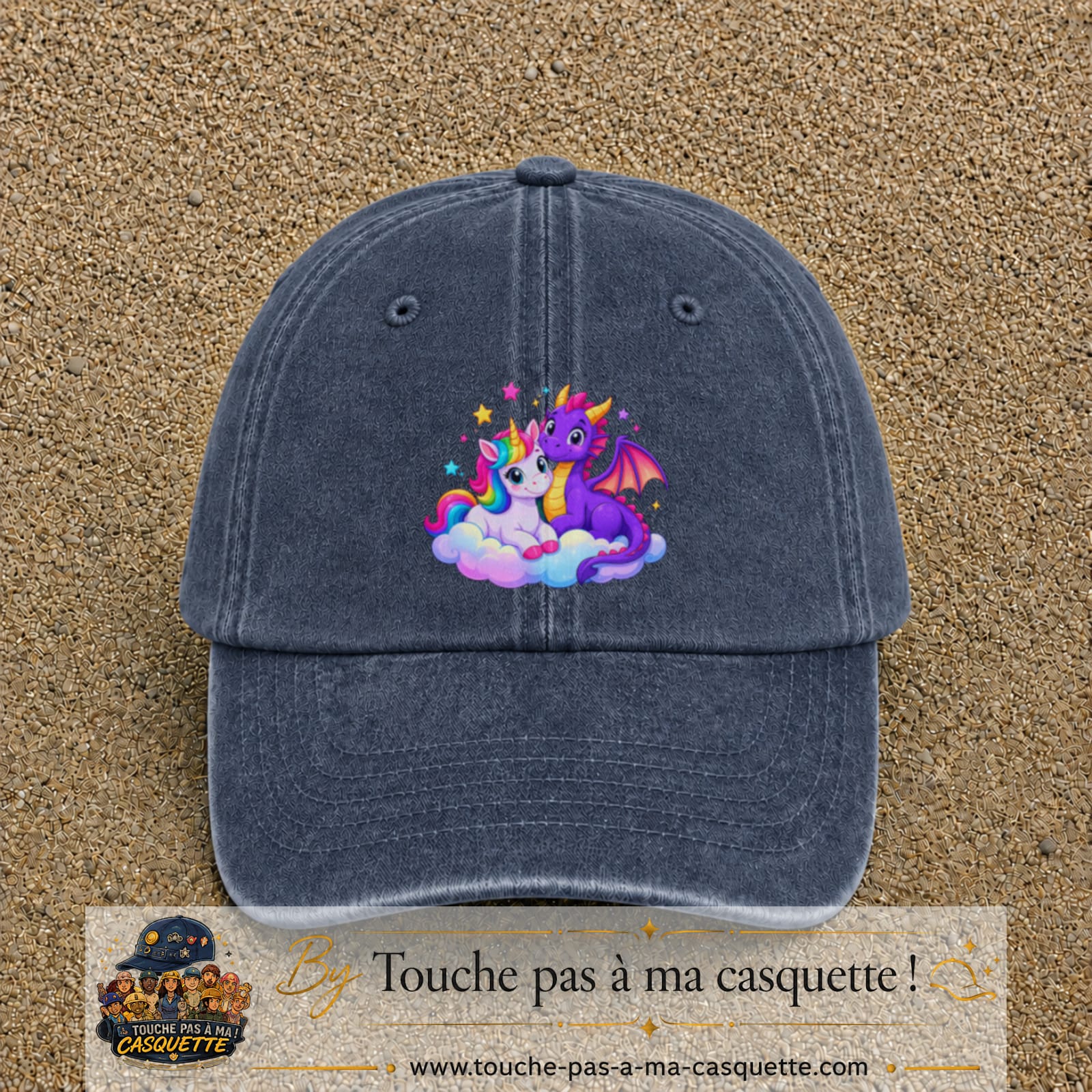 Casquette Bleu marine délavé motif Licorne et bébé dragon logo 7 cm