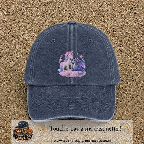 Casquette Bleu marine délavé avec motif Licorne et dragon sur un nuage en 7 cm – vue principale