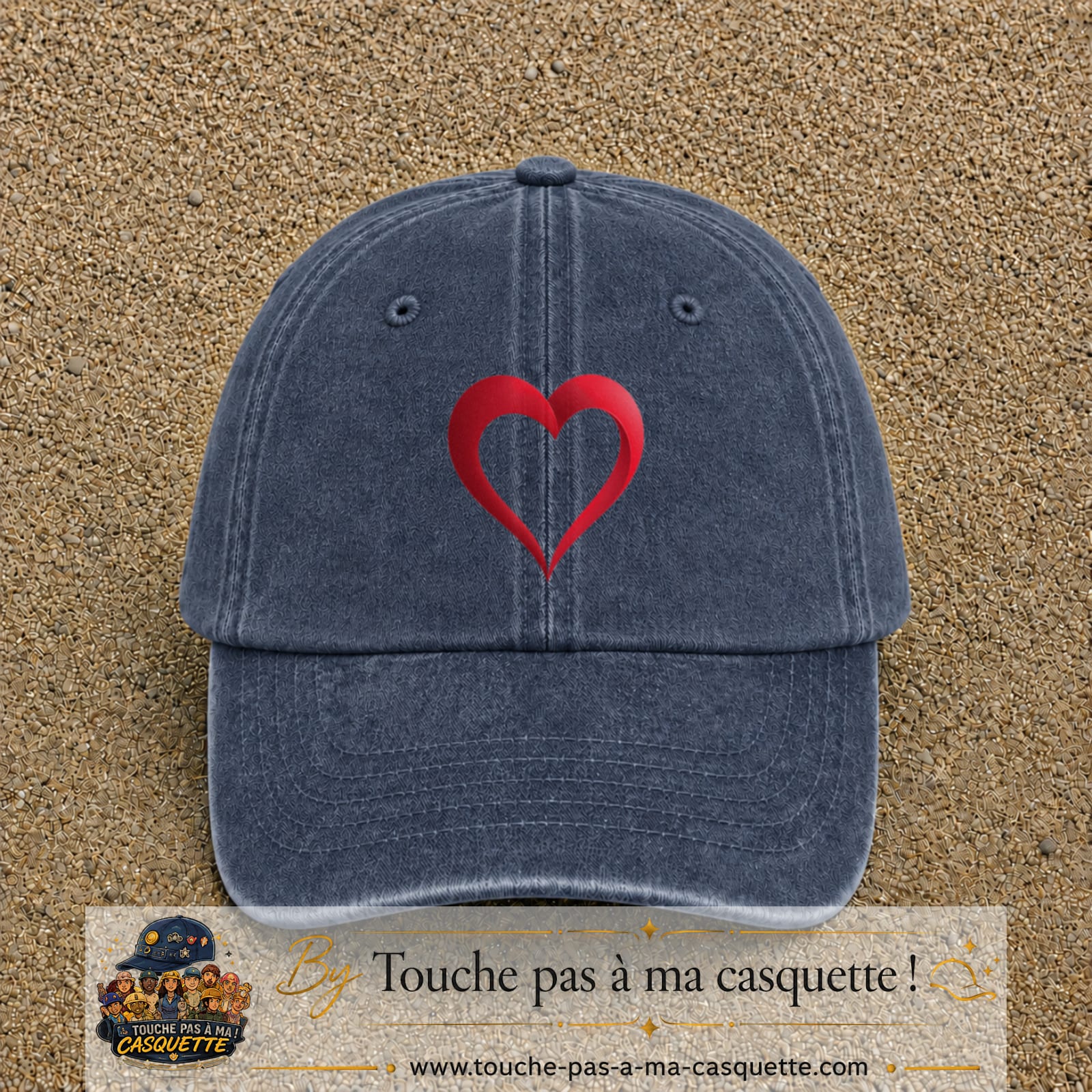 Image principale produit138grosBM - casquette Bleu marine délavé avec visuel Cœur rouge 7 cm