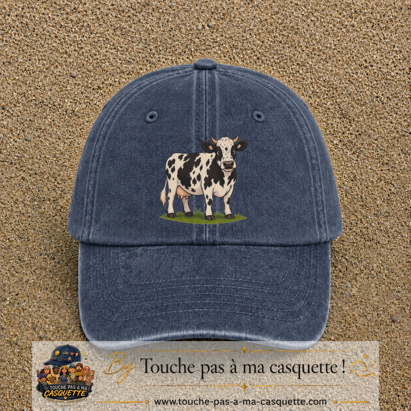 Image principale produit69grosBM - casquette Bleu marine délavé avec visuel Vache noir blanc 7 cm