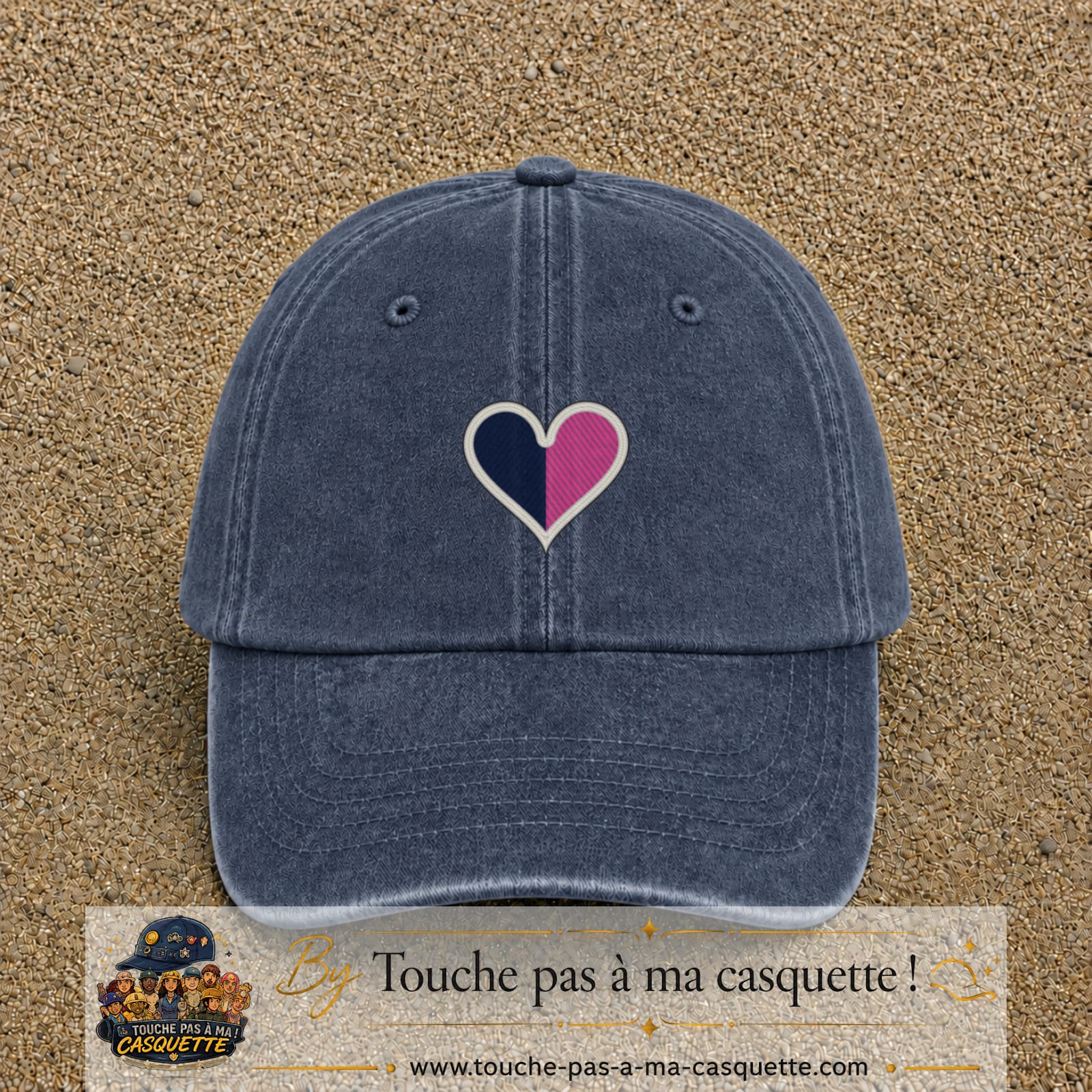Image principale produit116moyenBM - casquette Bleu marine délavé avec visuel Cœur bicolore 5 cm