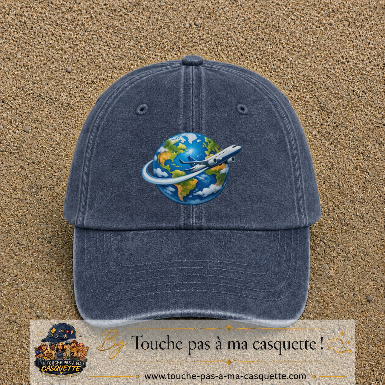 Image principale produit82grosBM - casquette Bleu marine délavé avec visuel Monde avion 7 cm