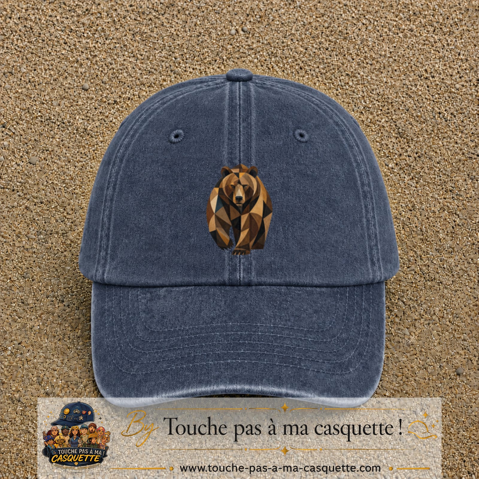Image principale produit172grosBM - casquette Bleu marine délavé avec visuel Ours géométrique 7 cm