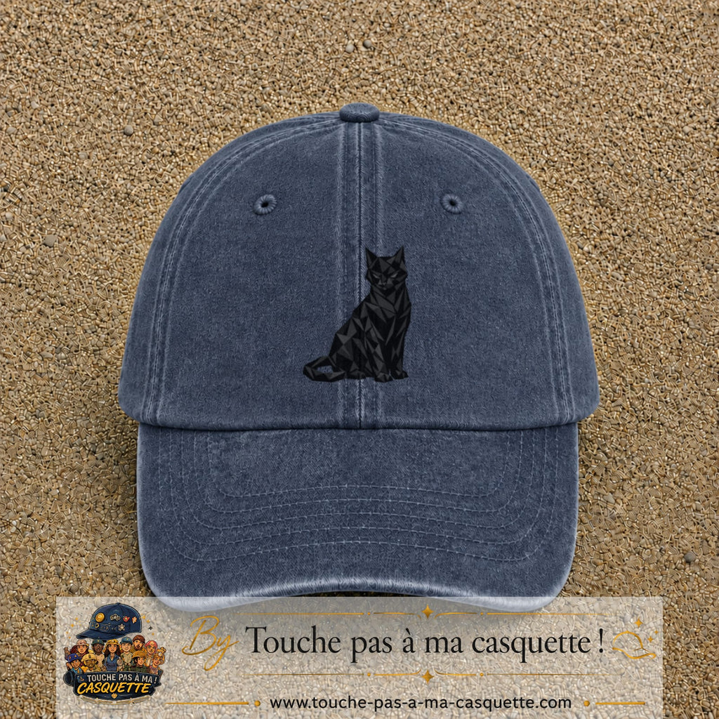 Image principale produit176grosBM - casquette Bleu marine délavé avec visuel Chat noir polygonal 7 cm