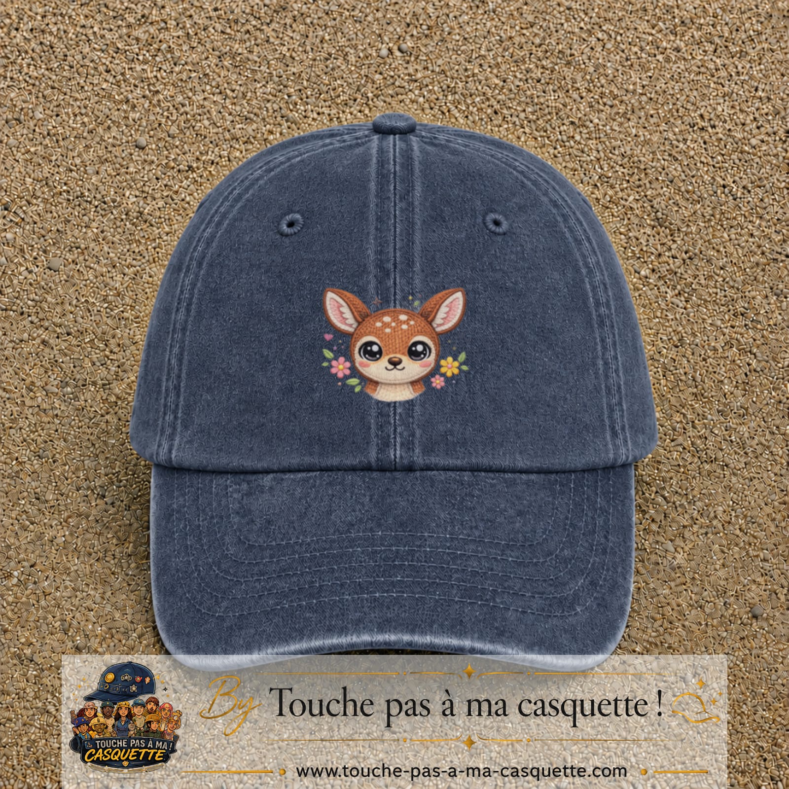 Image principale produit98moyenBM - casquette Bleu marine délavé avec visuel Faon fleuri 5 cm