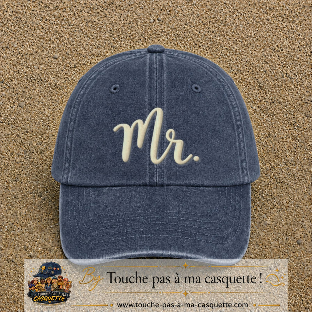 Image principale produit111grosBM - casquette Bleu marine délavé avec visuel Mr blanc 7 cm
