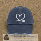 Image principale produit30grosBM - casquette Bleu marine délavé avec visuel Cœur continu blanc 7 cm