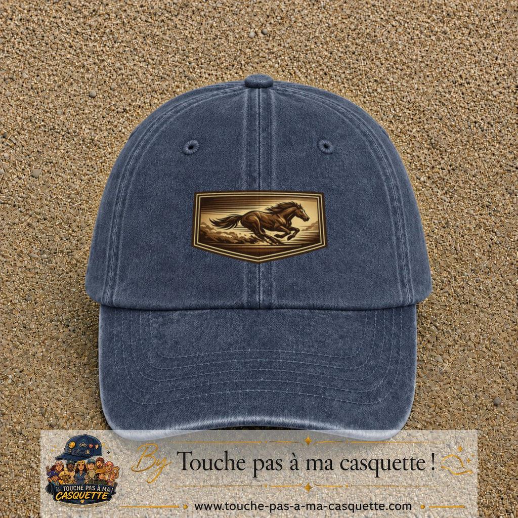 Casquette baseball Bleu marine délavé 100% coton avec visuel Cheval en course 5 cm - image produit principale