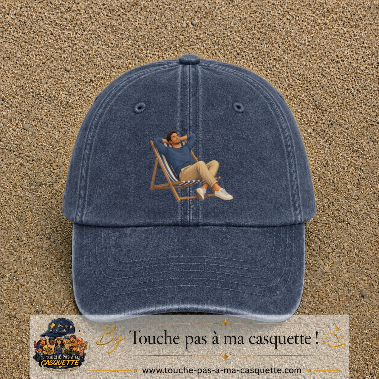 Casquette Bleu marine délavé 100% coton avec motif Pause soleil transat 7 cm - image principale